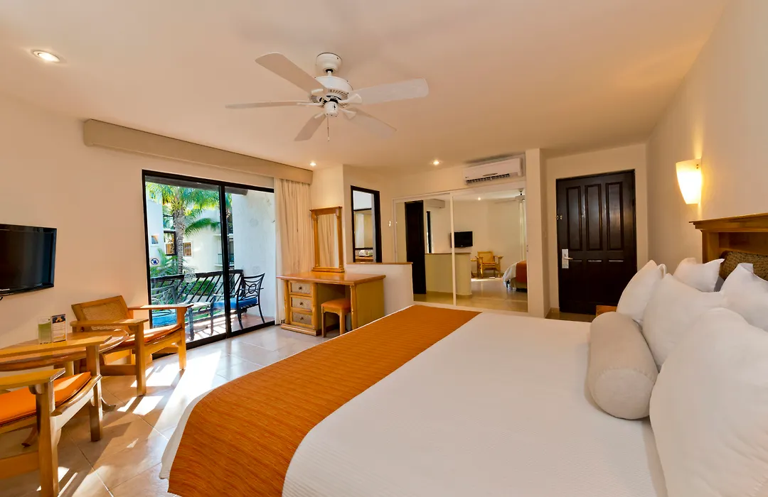 The Reef Playacar Beach Resort & Spa-1